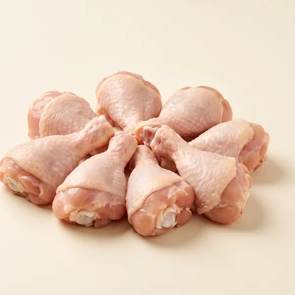 Coxinhas da asa de frango cruas, com osso